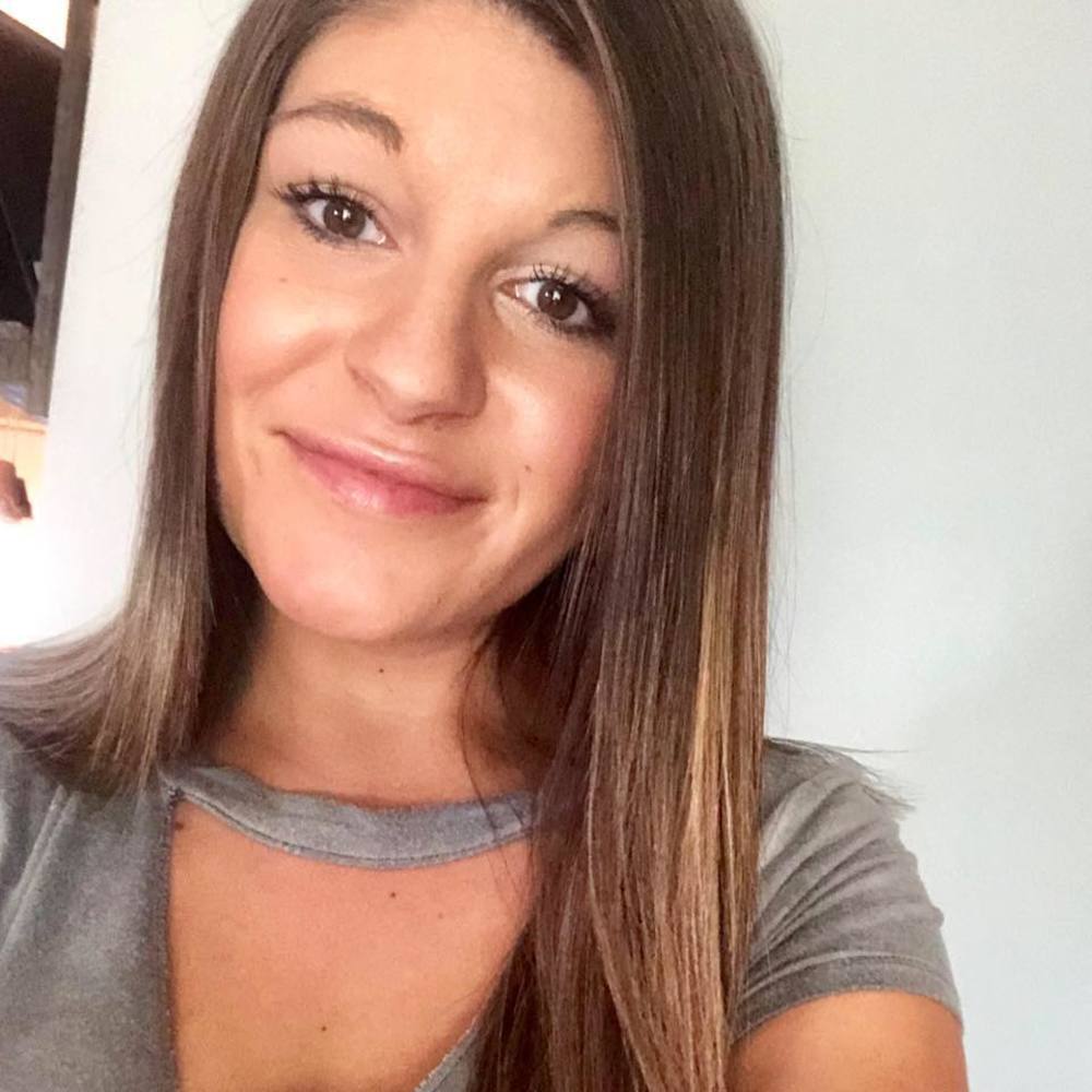 Meet your Posher, Cassie